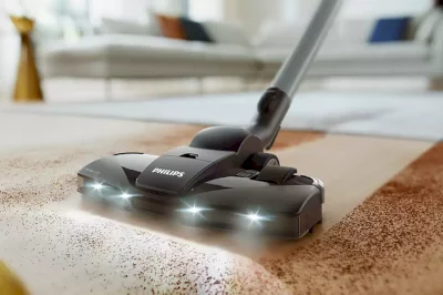 Sesalnik brez vrečke Philips PowerPro Expert FC9747/09