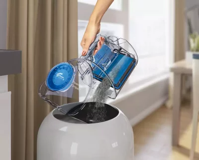 Sesalnik brez vrečke Philips PowerPro Compact FC9330/09