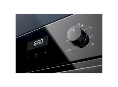 Vgradna pečica ELECTROLUX EOF5C50BZ