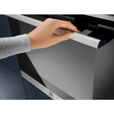 Pečica s pirolizo ELECTROLUX EOD6P66X